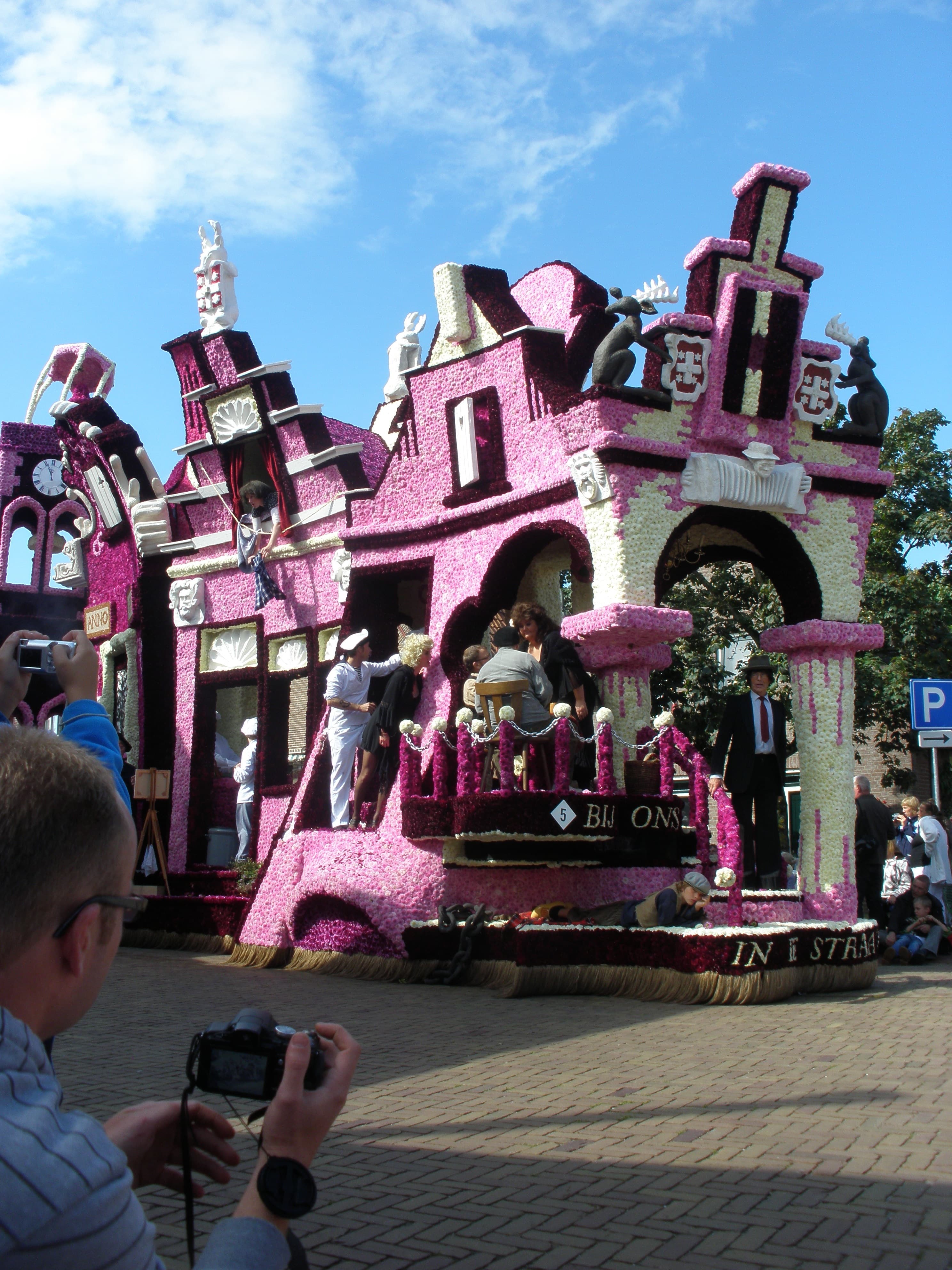 Bij Ons in de Straat