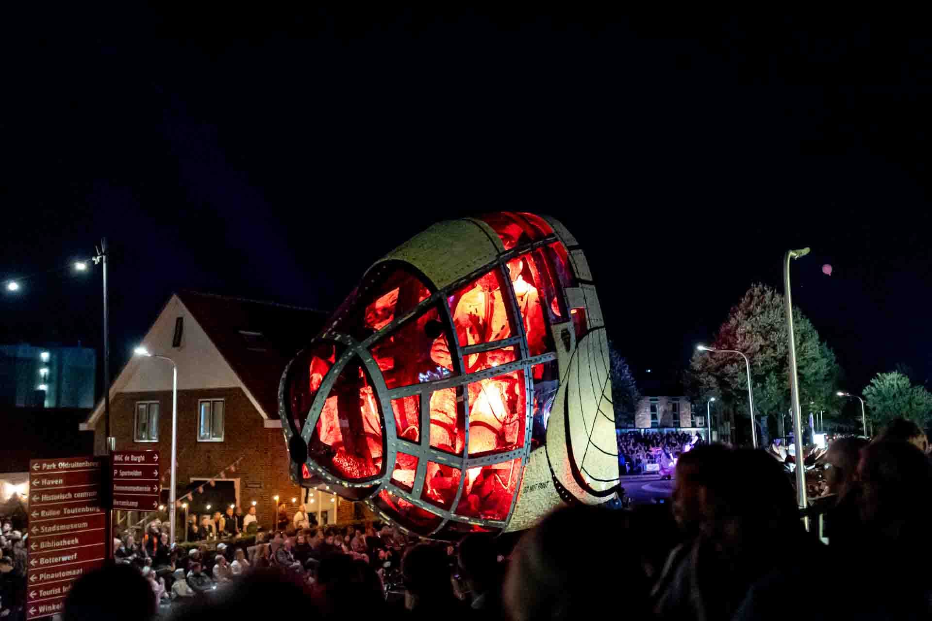 MAYDAY, MAYDAY, MAYDAY